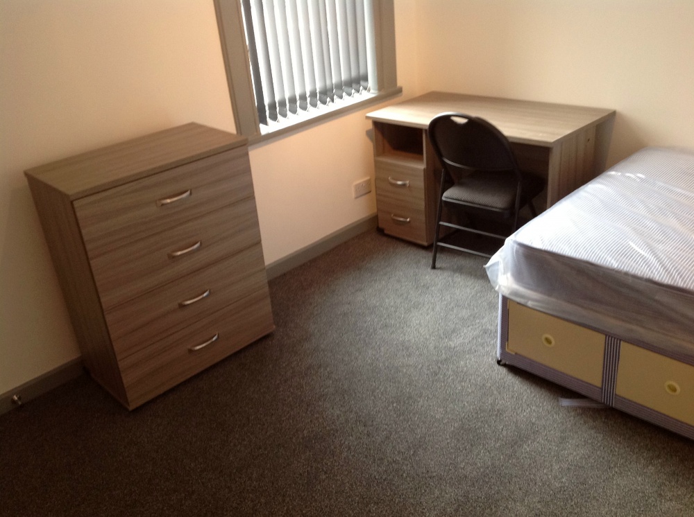 School Terrace, off Hubert Road, Selly Oak, B29 6DY